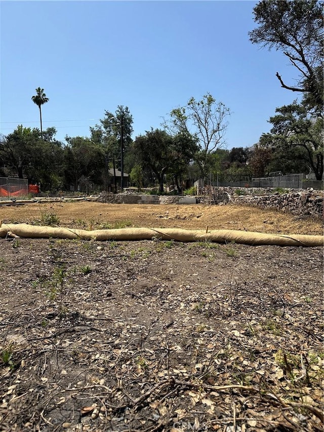 1049 Concha St, Altadena, CA 91001
