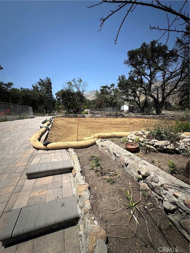 1049 Concha St, Altadena, CA 91001