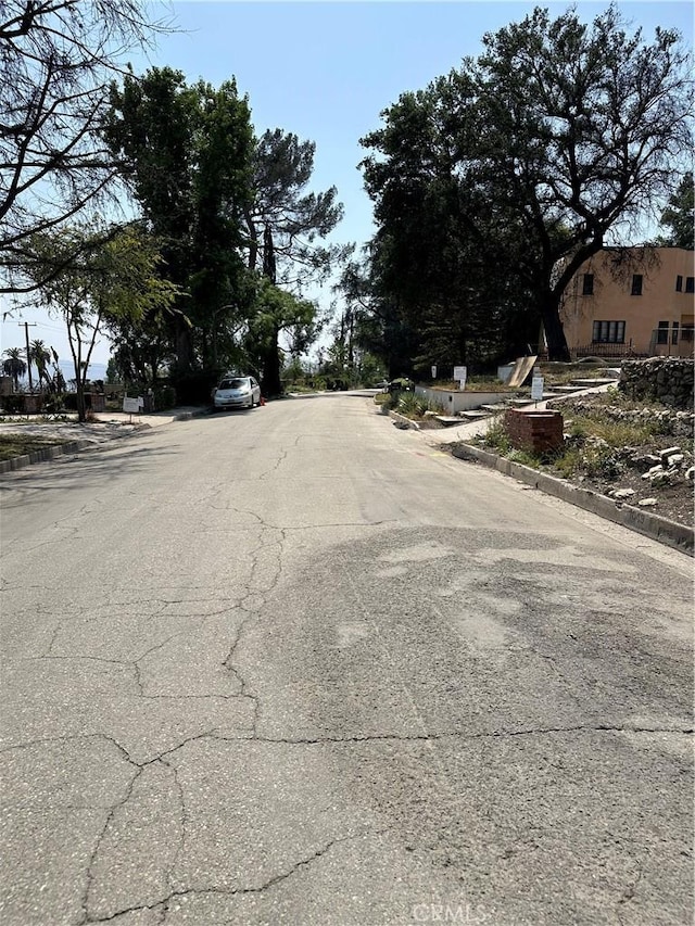 1039 Concha St, Altadena, CA 91001