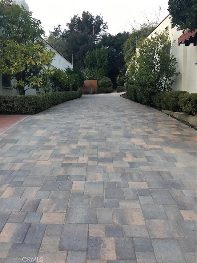 1039 Concha St, Altadena, CA 91001