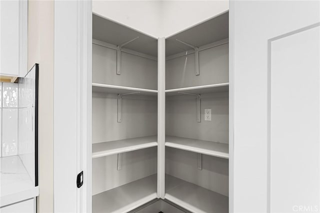 6388 Oak Rd, Paradise, CA 95969 - view of pantry