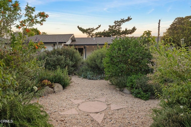 80 Watkins Way, Oak View, CA 93022 - view of yard at dusk