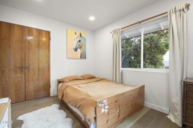 80 Watkins Way, Oak View, CA 93022 - bedroom featuring wood finished floors and recessed lighting