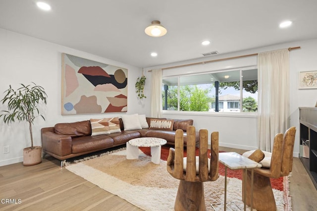 80 Watkins Way, Oak View, CA 93022 - living room featuring wood finished floors and recessed lighting