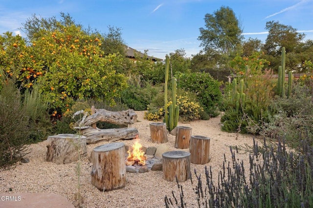 80 Watkins Way, Oak View, CA 93022 - view of yard with a fire pit