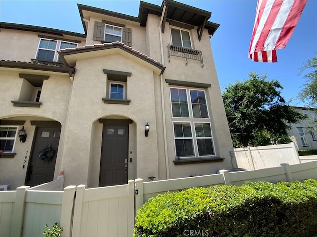 33640 Willow Haven Ln Unit 101, Murrieta, CA 92563 - photo 2