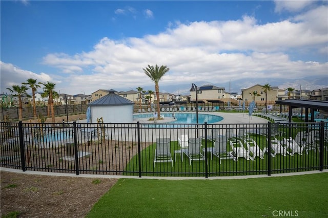 358 Fowler Way, Rialto, CA 92377 - community pool with a residential view