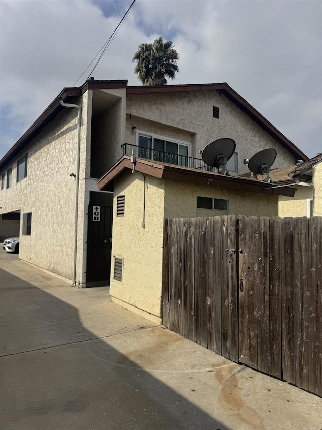 384 I St, Chula Vista, CA 91910 - view of side of property featuring stucco siding