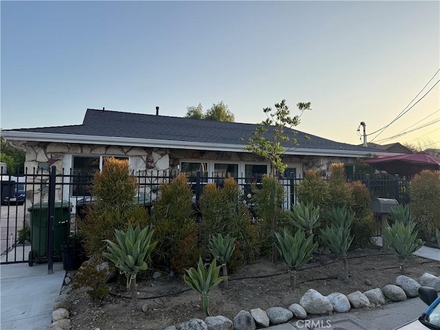 11125 Glenoaks Blvd, Pacoima, CA 91331 - view of front of property featuring stone siding