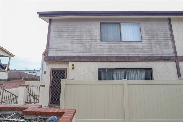 1818 W 145th St Unit 1, Gardena, CA 90249 - back of house with stucco siding