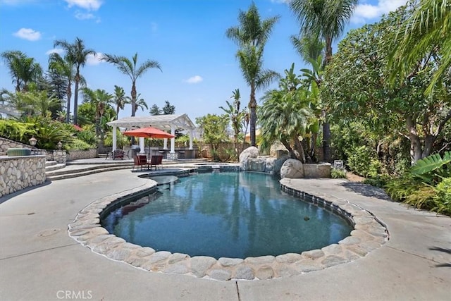 10847 Leota Ln, Riverside, CA 92503 - outdoor pool featuring a patio area