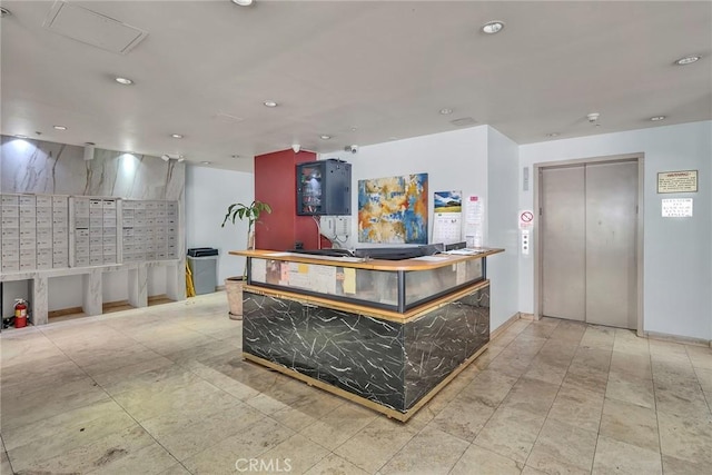 625 S Berendo St Unit 604, Los Angeles, CA 90005 - reception area with recessed lighting