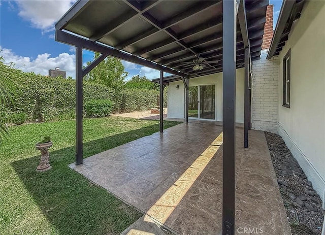 6706 Melvin Ave, Reseda, CA 91335 - fenced backyard featuring a patio area