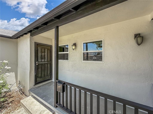 6706 Melvin Ave, Reseda, CA 91335 - property entrance with stucco siding