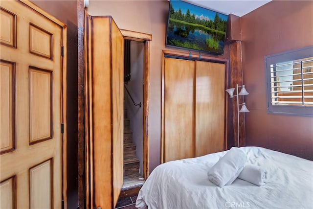 1 Anderson St, Seal Beach, CA 90743 - view of bedroom