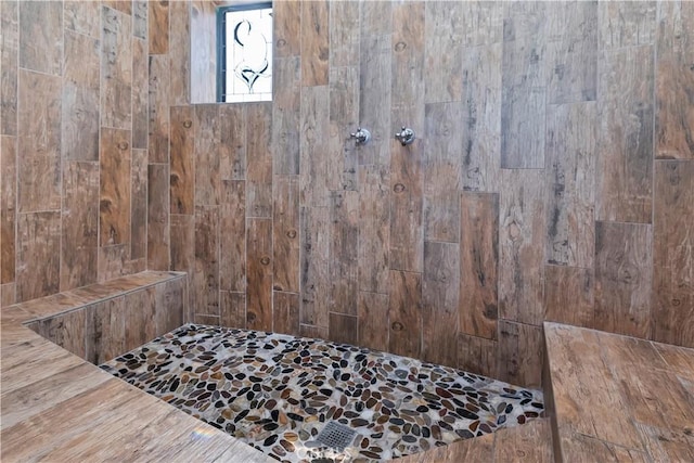 1 Anderson St, Seal Beach, CA 90743 - full bathroom featuring a tile shower