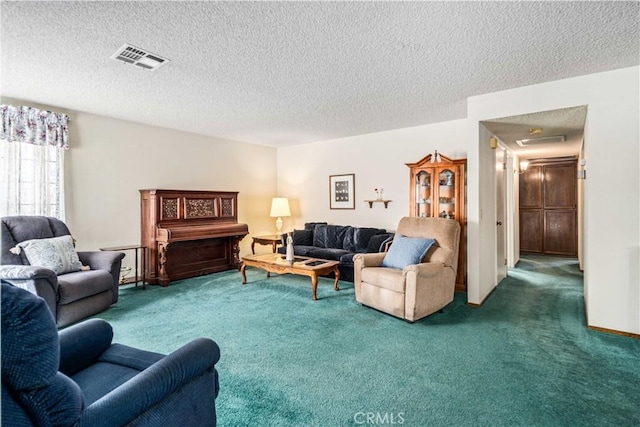 37229 Dalzell St, Palmdale, CA 93550 - living area featuring carpet and a textured ceiling