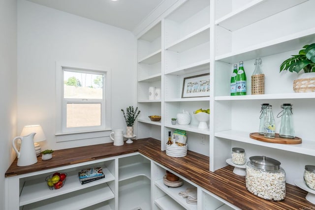 1904 Grey Rabbit Hollow Ln, Fallbrook, CA 92028 - view of storage area