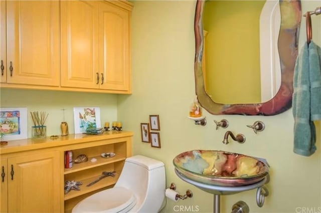 325 Juanita Ave, Oceano, CA 93445 - bathroom featuring toilet and a sink