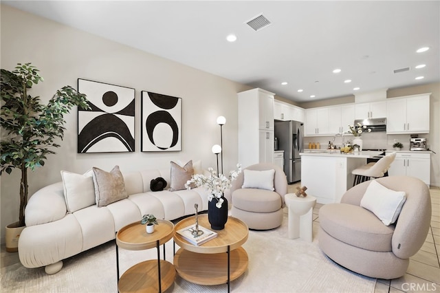 105 High Mdw, Lake Forest, CA 92610 - living area featuring recessed lighting