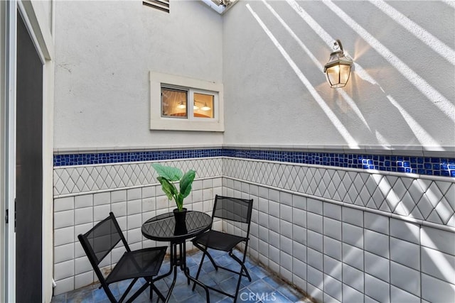 2175 Pacific Ave Unit E4, Costa Mesa, CA 92627 - view of balcony