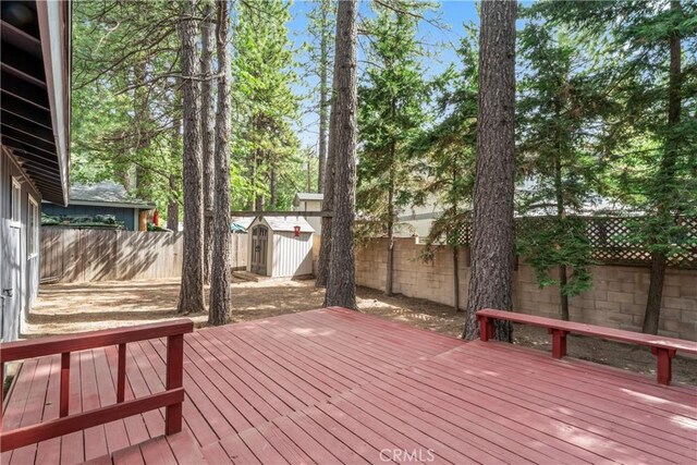 1381 Blackfoot Trl W, Lake Arrowhead, CA 92378 - photo 17