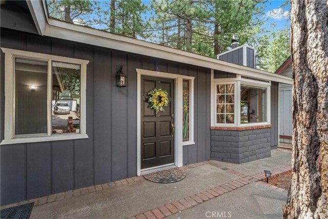1381 Blackfoot Trl W, Lake Arrowhead, CA 92378 - photo 6