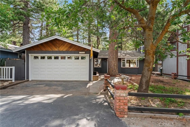 1381 Blackfoot Trl W, Lake Arrowhead, CA 92378 - photo 3