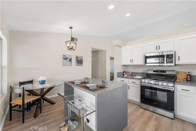1472 Bedford Ave, Rosamond, CA 93560 - photo 15
