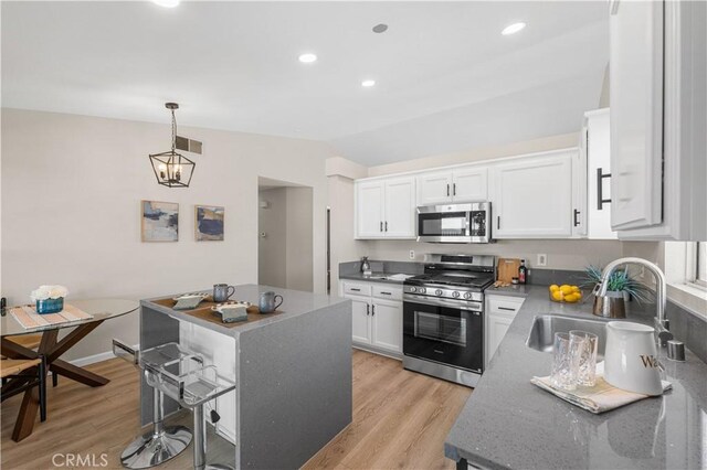 1472 Bedford Ave, Rosamond, CA 93560 - photo 14