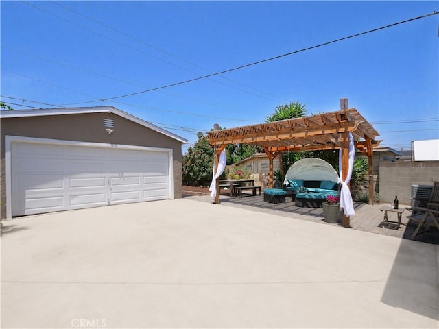 4917 W 140th St, Hawthorne, CA 90250 - view of detached garage