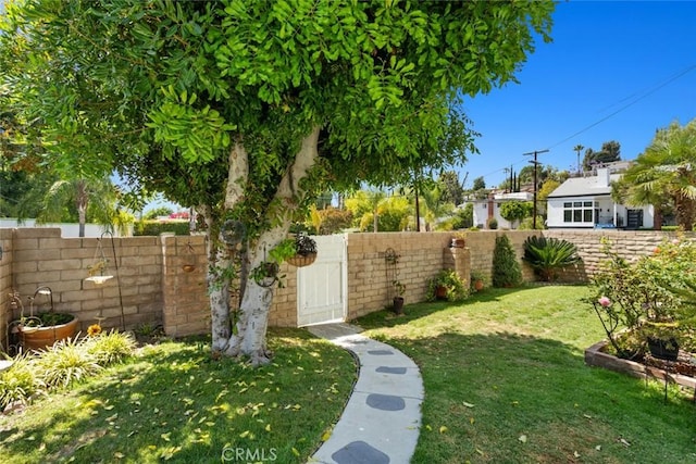 22666 Margarita Dr, Woodland Hills, CA 91364 - photo 33