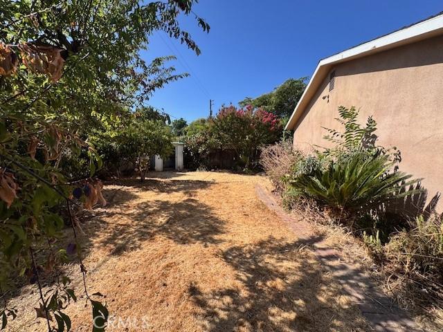 3246 Shamrock Ave, Merced, CA 95340 - view of yard