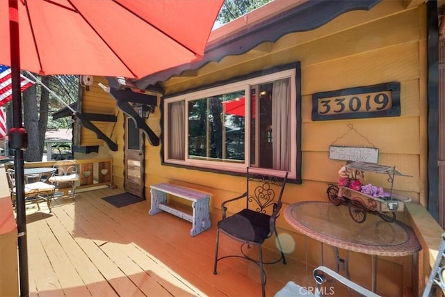 33019 Juniper Ln, Green Valley Lake, CA 92341 - view of deck