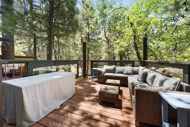 33019 Juniper Ln, Green Valley Lake, CA 92341 - deck with an outdoor living space