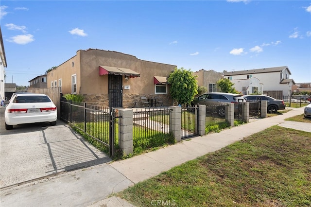 826 E 83rd St, Los Angeles, CA 90001 - photo 4