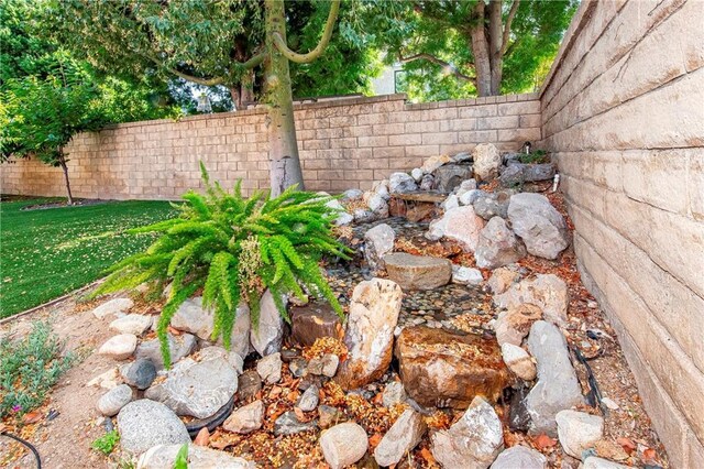 26053 Manzano Ct, Valencia, CA 91355 - photo 33