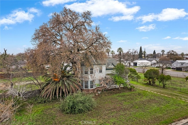 707 Marin St, Corning, CA 96021 - view of yard featuring a residential view