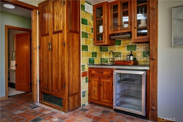 3700 Koster Ave, Sherman Oaks, CA 91423 - indoor wet bar with beverage cooler and tasteful backsplash