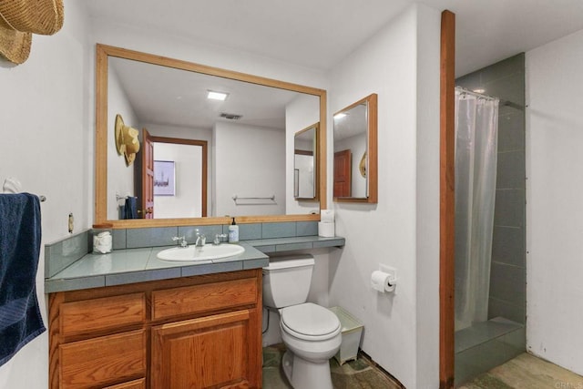 46920 Rainbow Canyon Rd, Temecula, CA 92592 - full bathroom with vanity and curtained shower