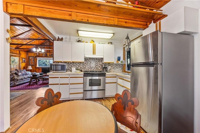 25108 Grand View Dr, Crestline, CA 92325 - photo 8