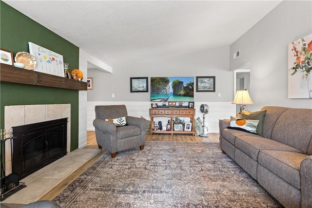 14091 Dall Ln, Tustin, CA 92780 - photo 10