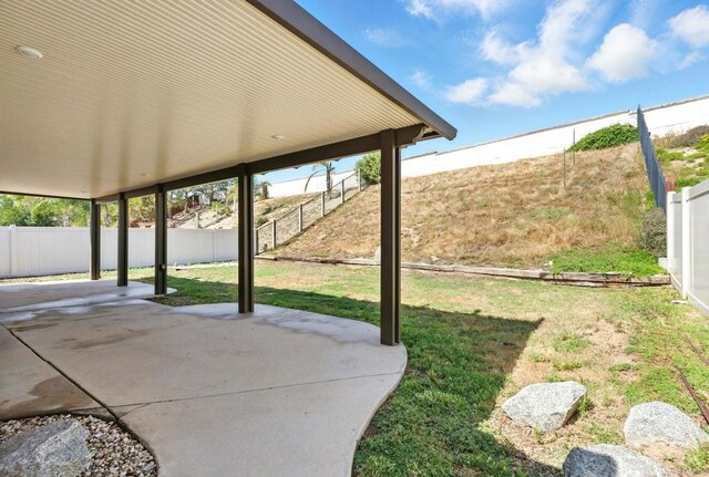 46076 Via Ln, Colorada, Temecula, CA 92592 - fenced backyard with a patio