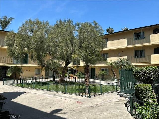 3130 Euclid Ave, Lynwood, CA 90262 - surrounding community