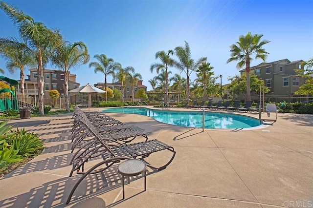 1837 Olive Green St Unit 3, Chula Vista, CA 91913 - community pool with a patio