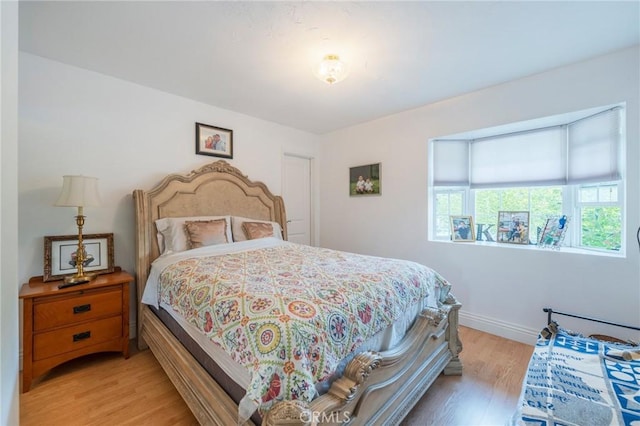 26767 Shadow Wood Dr, Rancho Palos Verdes, CA 90275 - bedroom with light wood-type flooring and baseboards