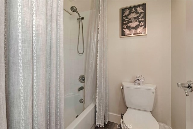 19639 Ellis Henry Ct, Newhall, CA 91321 - bathroom featuring toilet and shower / tub combo