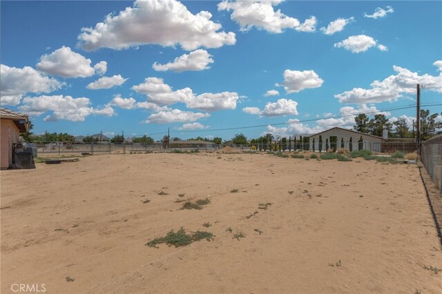 21130 Pine Ridge Ave, Apple Valley, CA 92307 - view of yard with a view of countryside