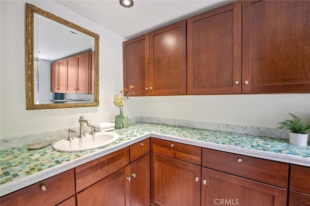 686 Diamond St, Laguna Beach, CA 92651 - bathroom featuring vanity