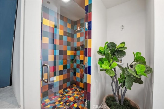 686 Diamond St, Laguna Beach, CA 92651 - bathroom featuring a stall shower